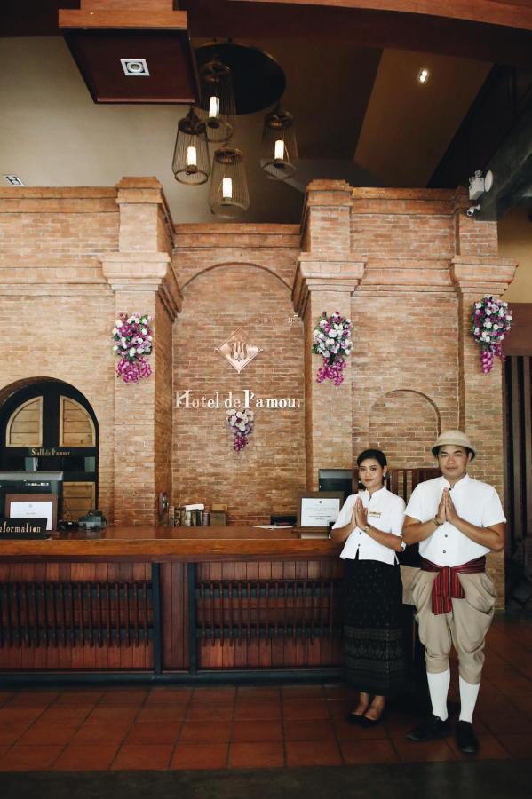 Hotel De L'Amour Sha Plus Prakhon Chai Exteriér fotografie